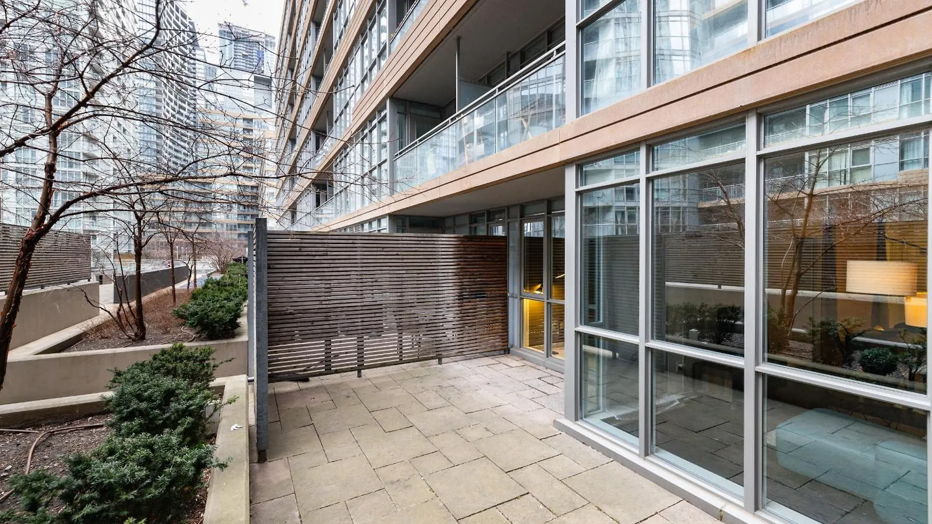 Charming 2Br Condo Near Cn Tower & Harbourfront Toronto